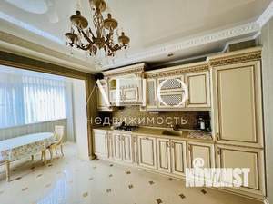 4-к квартира, вторичка, 155м2, 3/11 этаж