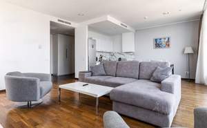 3-к квартира, вторичка, 140м2, 11/16 этаж