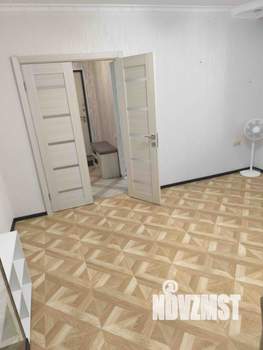 2-к квартира, вторичка, 63м2, 3/10 этаж