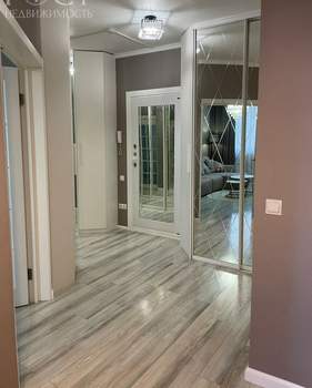 2-к квартира, вторичка, 64м2, 6/18 этаж