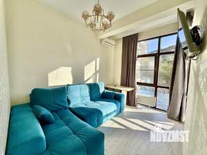 2-к квартира, вторичка, 42м2, 1/4 этаж