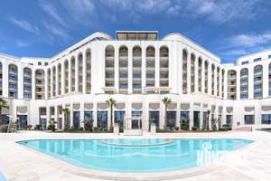 4-к квартира, вторичка, 231м2, 2/8 этаж