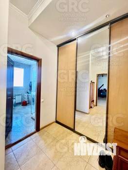 2-к квартира, вторичка, 67м2, 1/5 этаж