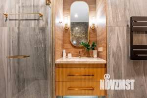 2-к квартира, вторичка, 77м2, 1/4 этаж