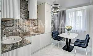 2-к квартира, вторичка, 90м2, 22/22 этаж