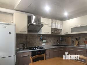 2-к квартира, вторичка, 57м2, 1/5 этаж