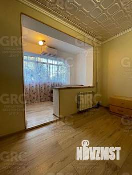 2-к квартира, вторичка, 58м2, 1/9 этаж