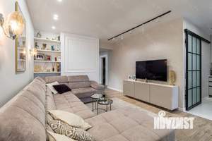 3-к квартира, вторичка, 90м2, 12/23 этаж