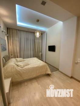 2-к квартира, вторичка, 100м2, 12/16 этаж