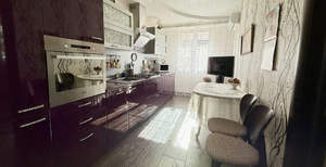 2-к квартира, вторичка, 61м2, 1/5 этаж