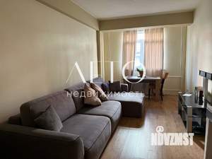 2-к квартира, вторичка, 68м2, 1/5 этаж