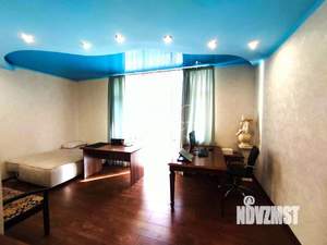 4-к квартира, вторичка, 186м2, 2/4 этаж