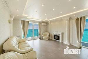 3-к квартира, вторичка, 120м2, 18/25 этаж