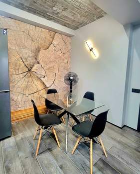 3-к квартира, вторичка, 70м2, 1/4 этаж