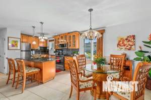 3-к квартира, вторичка, 75м2, 2/4 этаж
