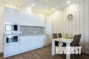 2-к квартира, вторичка, 70м2, 16/23 этаж