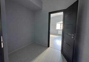 3-к квартира, вторичка, 131м2, 3/4 этаж