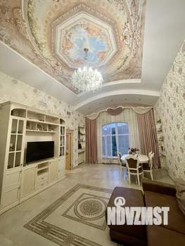 4-к квартира, вторичка, 156м2, 7/7 этаж