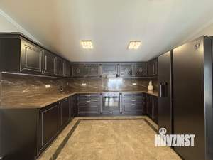4-к квартира, вторичка, 265м2, 4/4 этаж