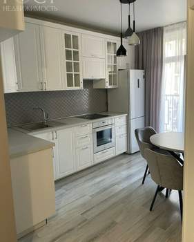 2-к квартира, вторичка, 64м2, 6/18 этаж