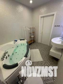 2-к квартира, вторичка, 85м2, 9/16 этаж