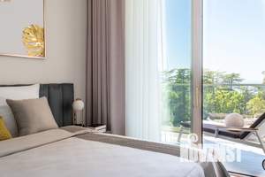 2-к квартира, вторичка, 77м2, 1/4 этаж