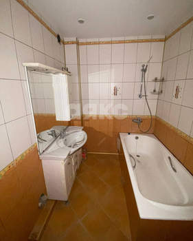 2-к квартира, вторичка, 70м2, 7/7 этаж