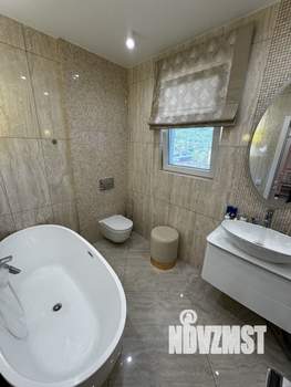 3-к квартира, вторичка, 100м2, 17/19 этаж