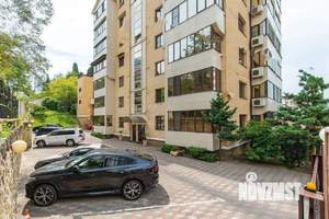 4-к квартира, вторичка, 215м2, 4/8 этаж