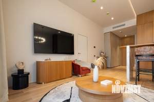 3-к квартира, вторичка, 270м2, 6/7 этаж