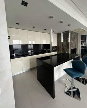 2-к квартира, вторичка, 65м2, 9/18 этаж