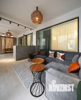 4-к квартира, вторичка, 180м2, 2/7 этаж