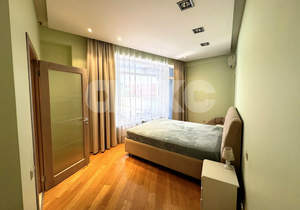 3-к квартира, вторичка, 180м2, 2/9 этаж