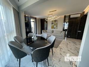 3-к квартира, вторичка, 110м2, 11/17 этаж