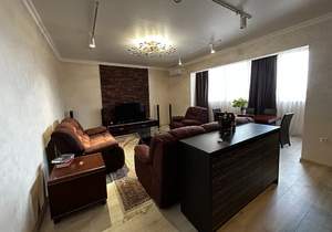 3-к квартира, вторичка, 100м2, 1/10 этаж