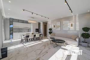 2-к квартира, вторичка, 70м2, 14/17 этаж