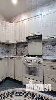 2-к квартира, вторичка, 44м2, 1/4 этаж