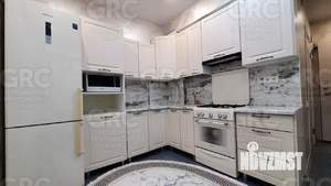 2-к квартира, вторичка, 44м2, 1/4 этаж