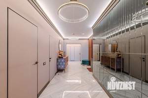 3-к квартира, вторичка, 180м2, 15/22 этаж