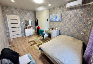 3-к квартира, вторичка, 80м2, 8/8 этаж