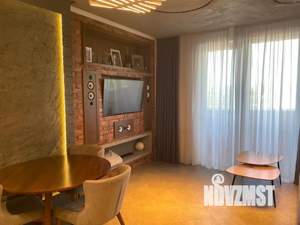 2-к квартира, вторичка, 62м2, 9/16 этаж