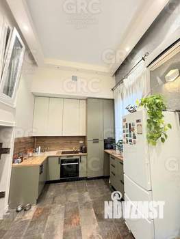 Студия квартира, вторичка, 67м2, 1/3 этаж