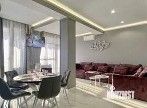 3-к квартира, вторичка, 145м2, 2/5 этаж
