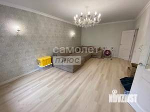 4-к квартира, вторичка, 105м2, 7/13 этаж