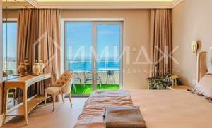 3-к квартира, вторичка, 127м2, 18/27 этаж