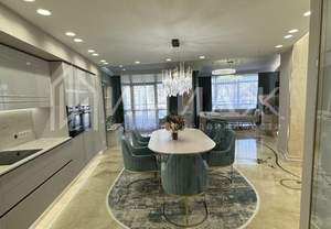 3-к квартира, вторичка, 130м2, 17/21 этаж