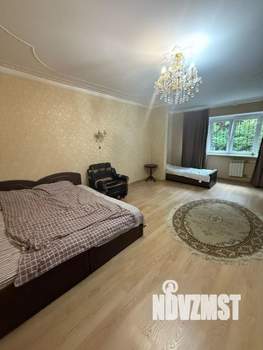 3-к квартира, вторичка, 107м2, 1/5 этаж