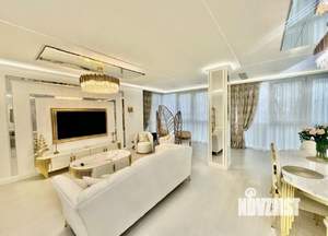 2-к квартира, вторичка, 140м2, 15/27 этаж