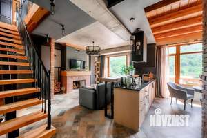 4-к квартира, вторичка, 127м2, 4/4 этаж