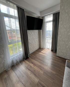 2-к квартира, вторичка, 30м2, 1/4 этаж